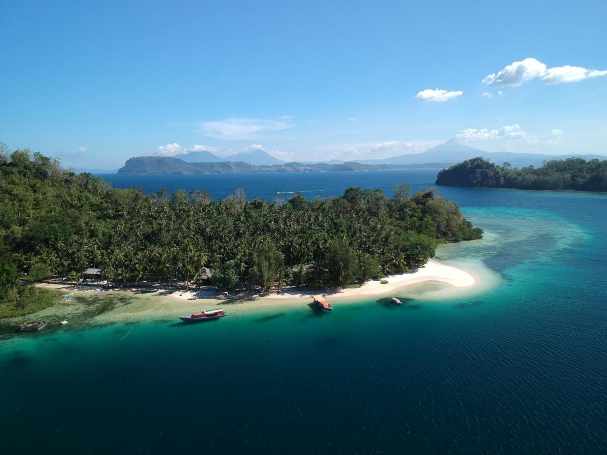 Blue Bay Divers Likupang Bangka Luaran gambar