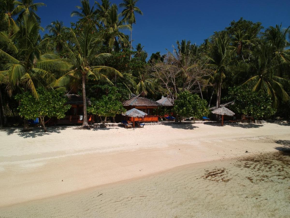 Blue Bay Divers Likupang Bangka Luaran gambar